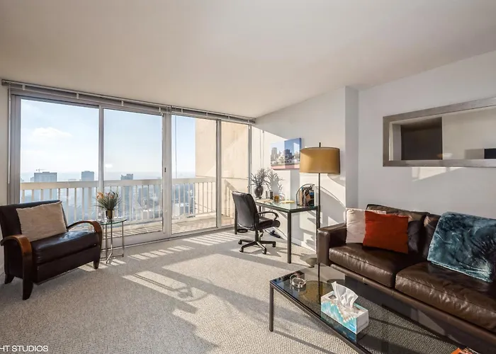 The Penthouse At Grand Plaza Aparthotel
