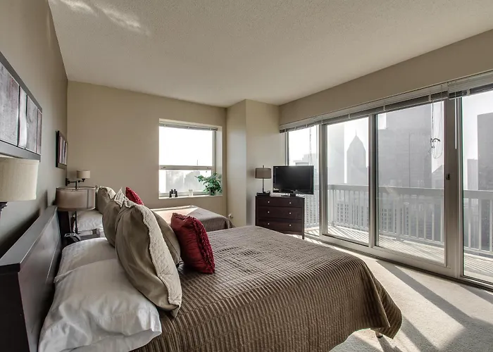The Penthouse At Grand Plaza 4* Chicago