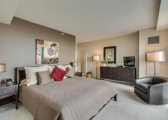 The Penthouse At Grand Plaza Aparthotel 4*