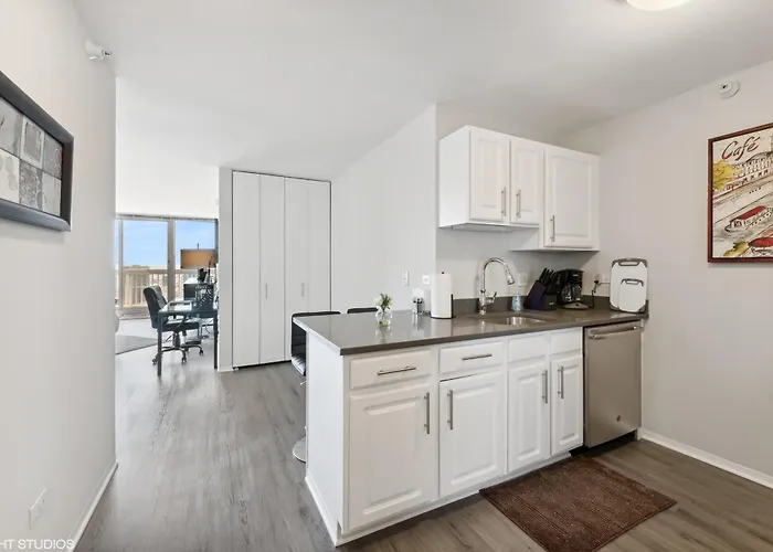 The Penthouse At Grand Plaza Aparthotel 4*