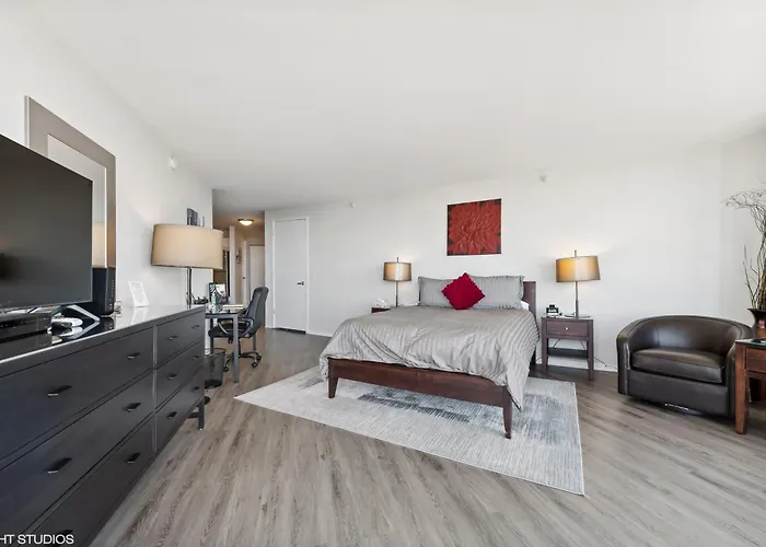 Aparthotel The Penthouse At Grand Plaza Chicago