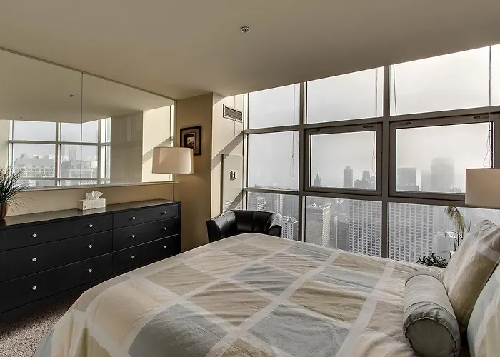 The Penthouse At Grand Plaza Aparthotel 4*
