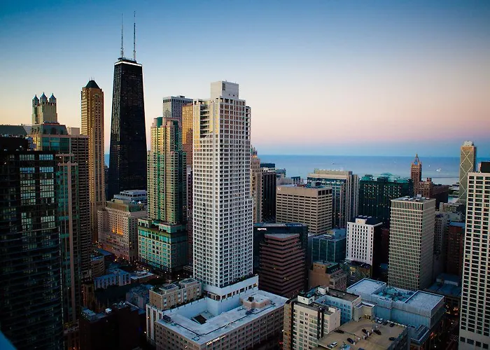 The Penthouse At Grand Plaza 4* Chicago