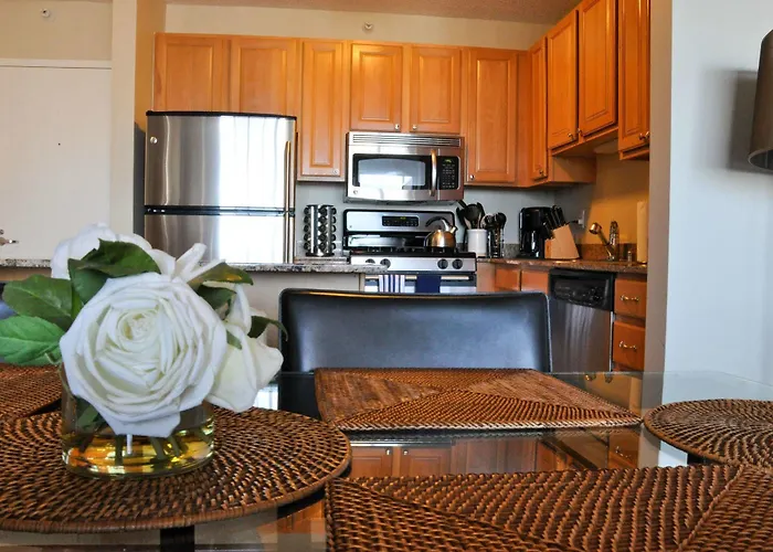 Aparthotel The Penthouse At Grand Plaza 4*