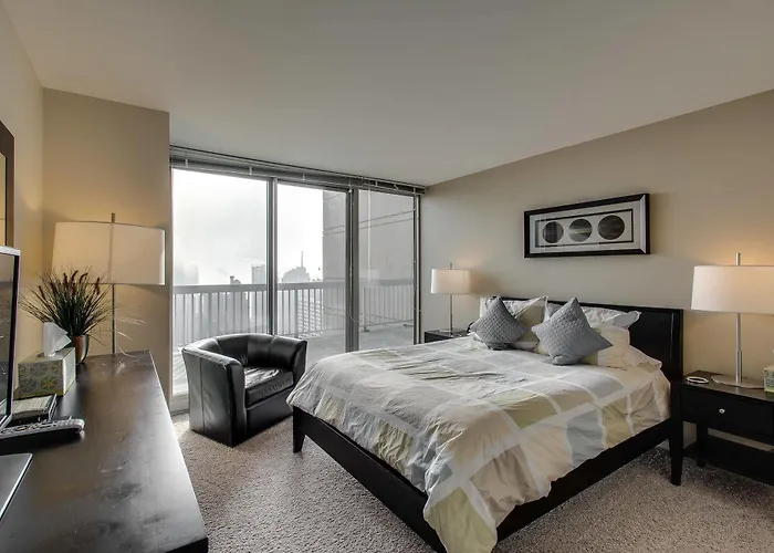 The Penthouse At Grand Plaza 4* Chicago