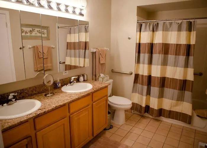 The Penthouse At Grand Plaza 4*